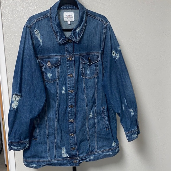 torrid Jackets & Blazers - #T254 - Torrid Distressed Long Line Blue Jean Jacket-Pre-Owned -3X